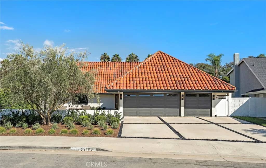 22102 Jonesport Lane, Huntington Beach, California, 92646