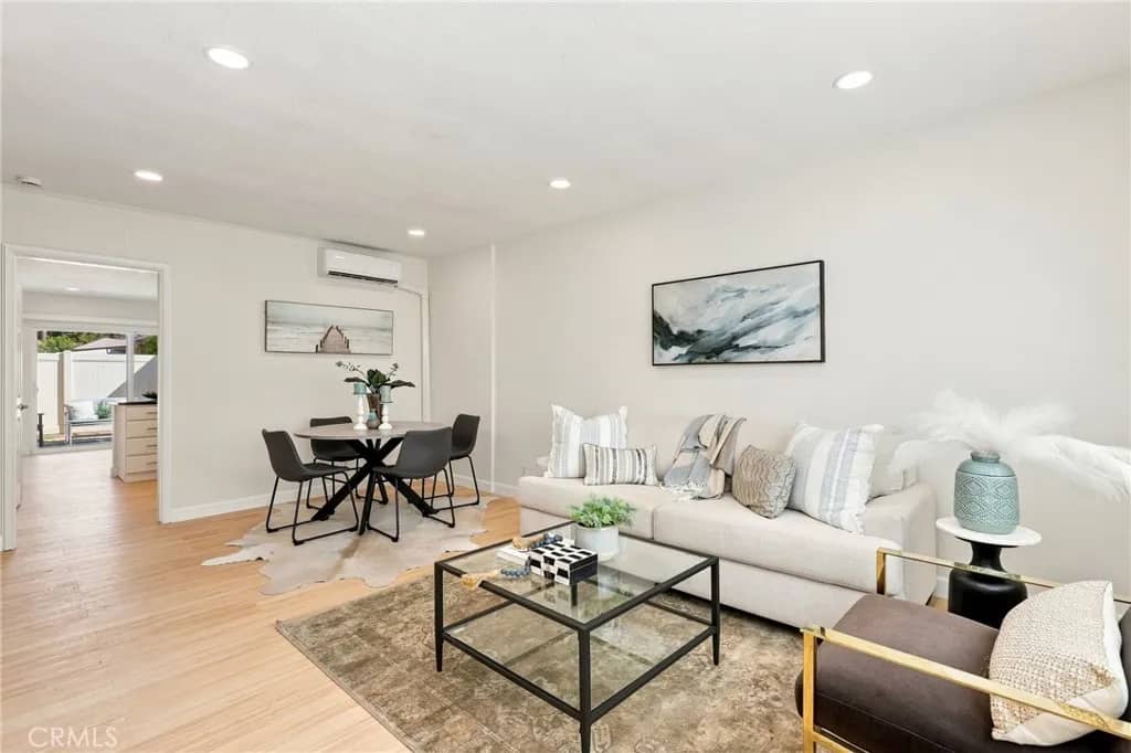 648 W Main D, Tustin, California, 92780
