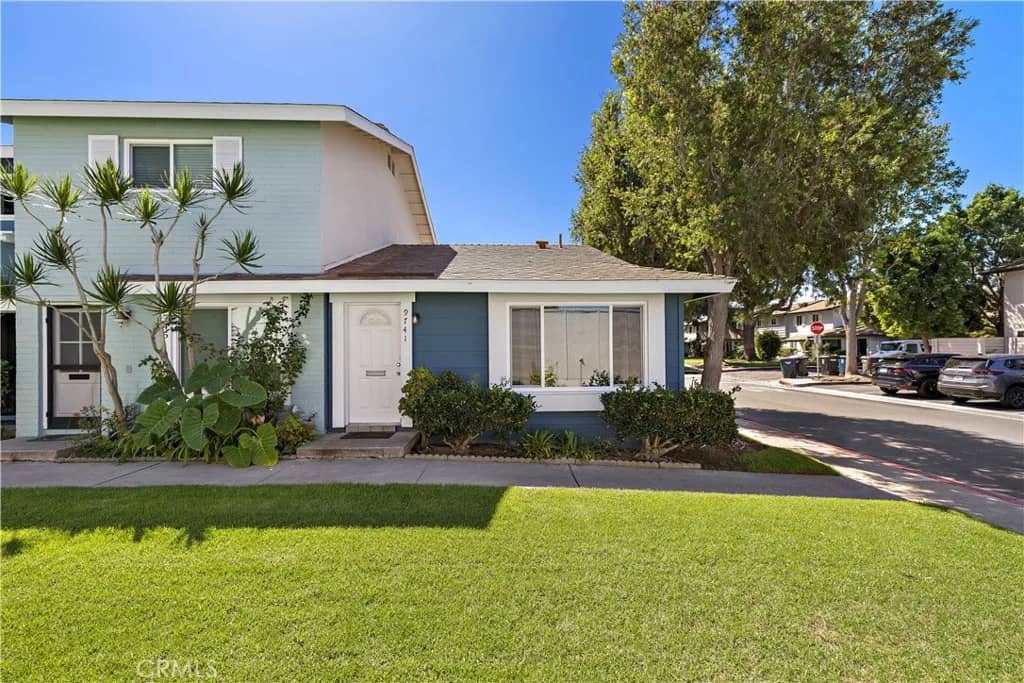 9741 Cornwall Drive, Huntington Beach, California, 92646