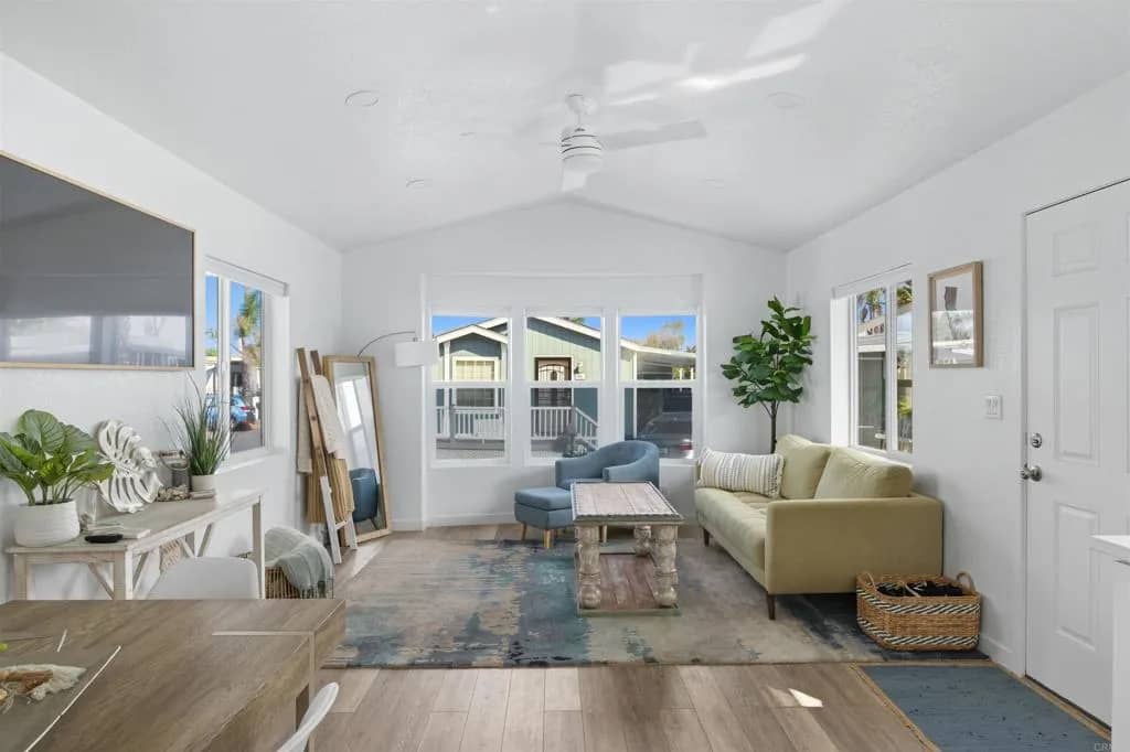 6550 Ponto Drive 14, Carlsbad, California, 92011