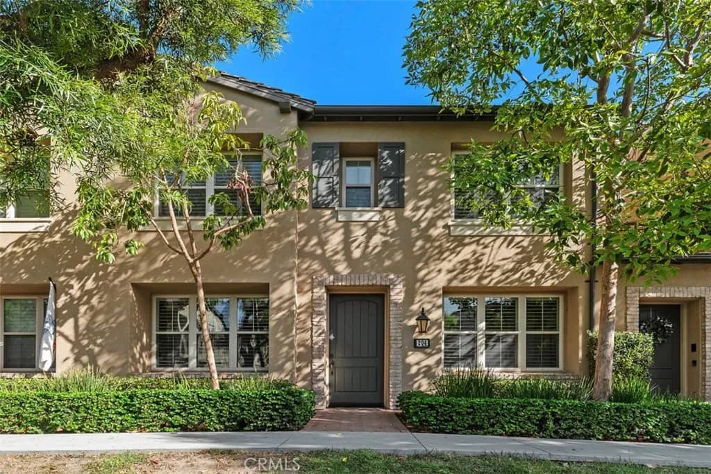 204 Overbrook, Irvine, California, 92620