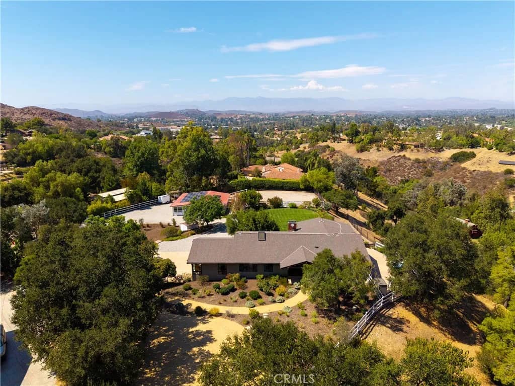 196 Colt Lane, Thousand Oaks, California, 91361