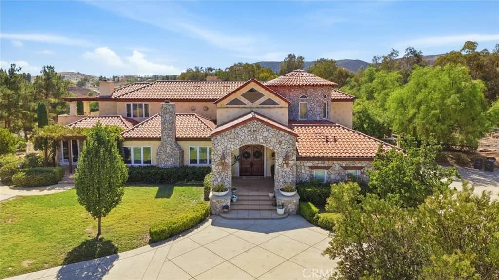20855 Avenida Castilla, Murrieta, California, 92562