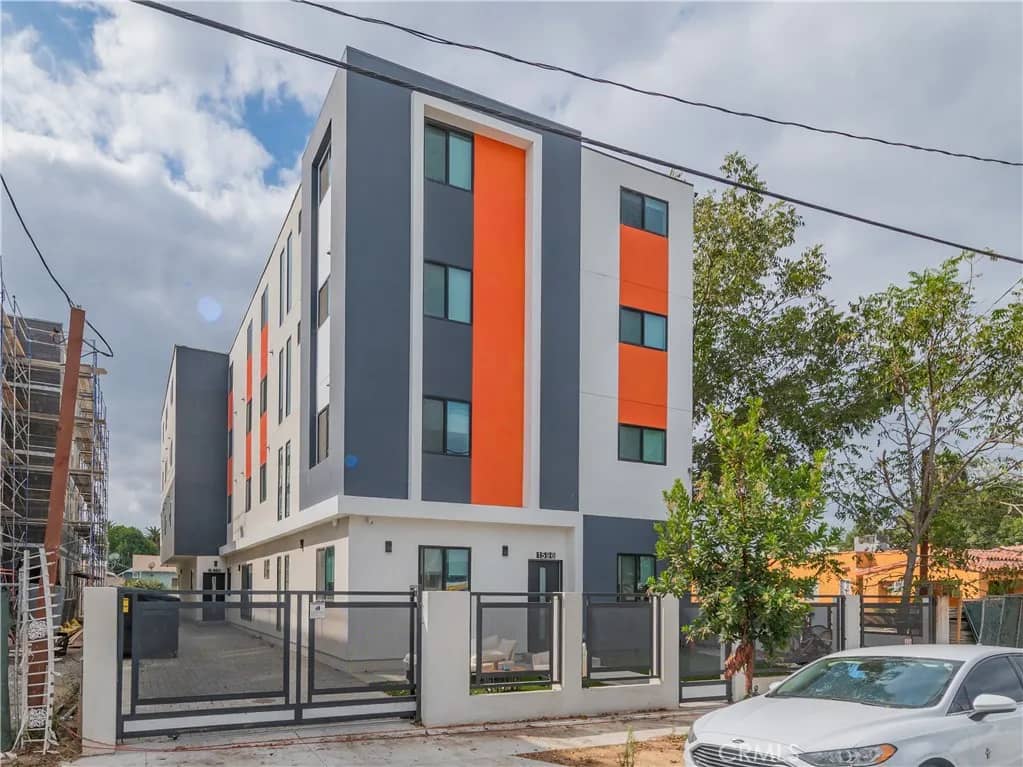 1598 W 36th, Los Angeles, California, 90018