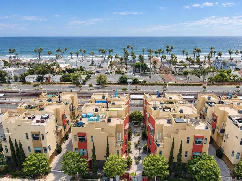 477 S Cleveland Street 102, Oceanside, California, 92054
