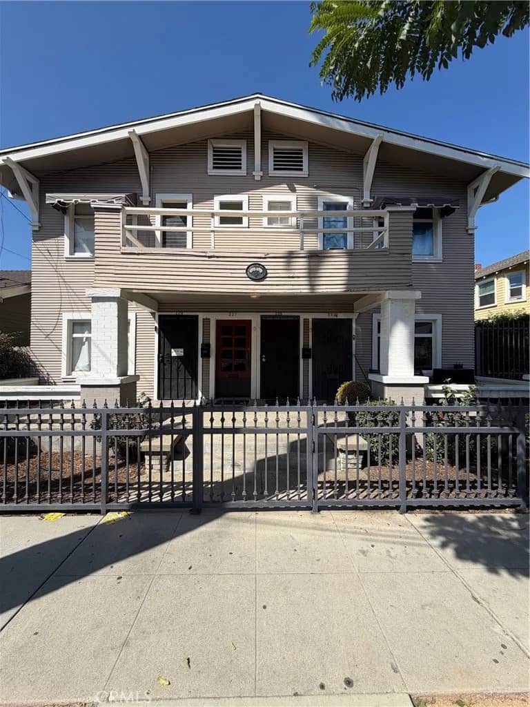 333 W 9th, Long Beach, California, 90813